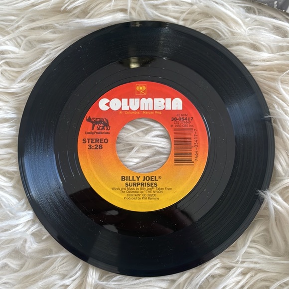 Vtg Billy Joel you’re only human second wind 45 small record in paper sleeve - Picture 9 of 17